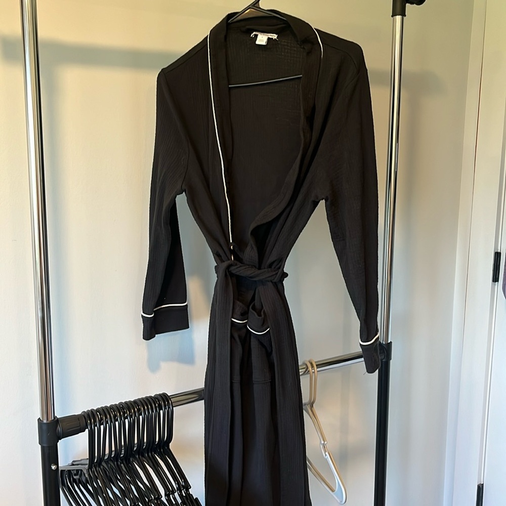 Women’s Amazon essentials black bathroom robe